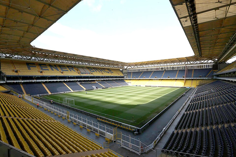 stade Şükrü-Saracoğlu, photographie